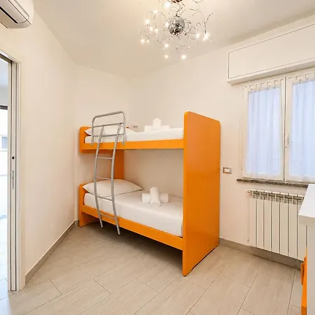 Hostdomus - Hub Apartment Finale Ligure